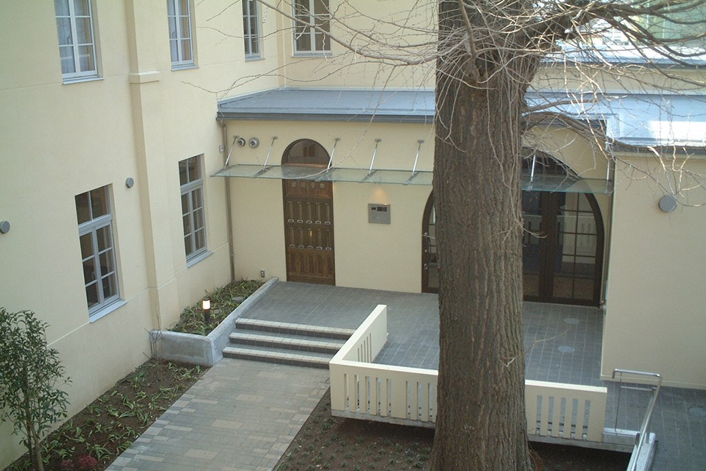 改修後の求道学舎の写真